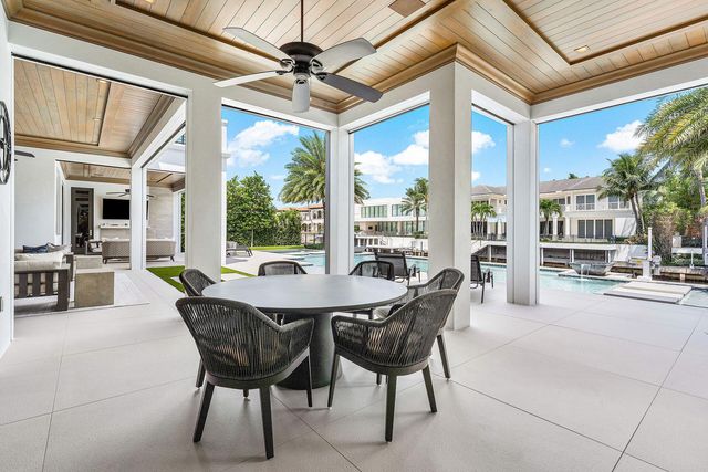 215 W Coconut Palm Road, Boca Raton, FL 33432