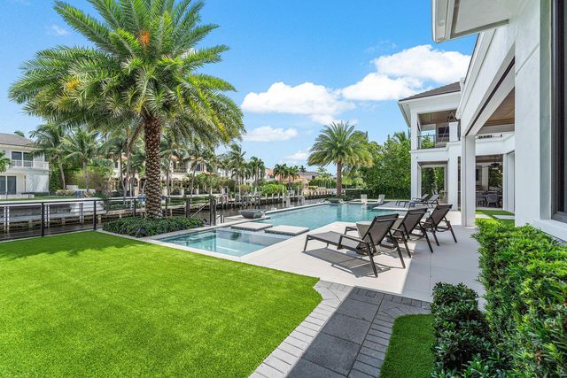 215 W Coconut Palm Road, Boca Raton, FL 33432