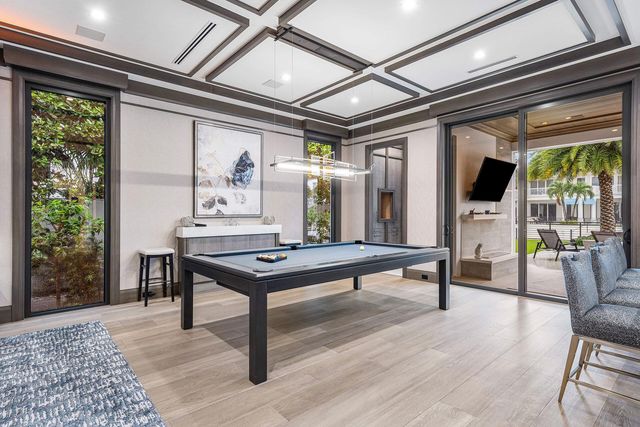 215 W Coconut Palm Road, Boca Raton, FL 33432