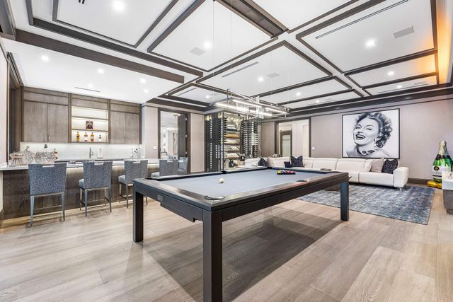 215 W Coconut Palm Road, Boca Raton, FL 33432