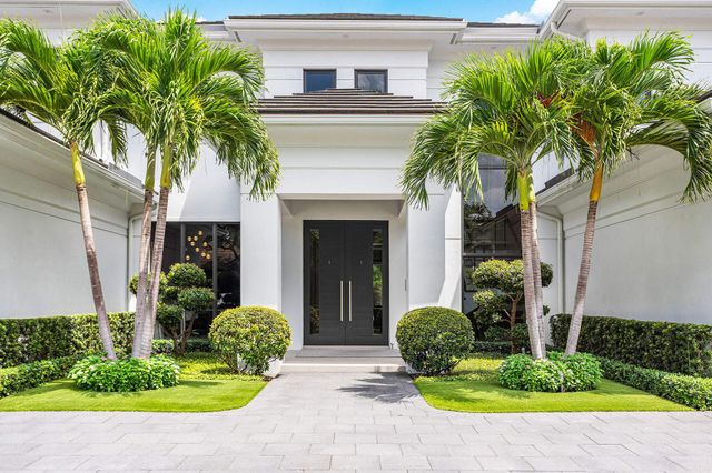 215 W Coconut Palm Road, Boca Raton, FL 33432