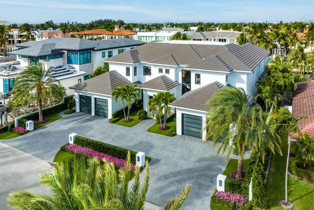 215 W Coconut Palm Road, Boca Raton, FL 33432