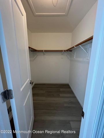 232 Longwood Drive 23-2, Manalapan, NJ 07726