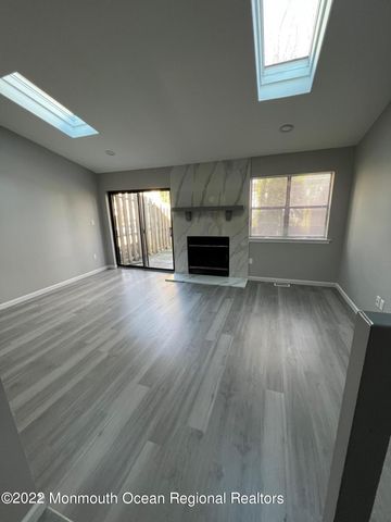 232 Longwood Drive 23-2, Manalapan, NJ 07726