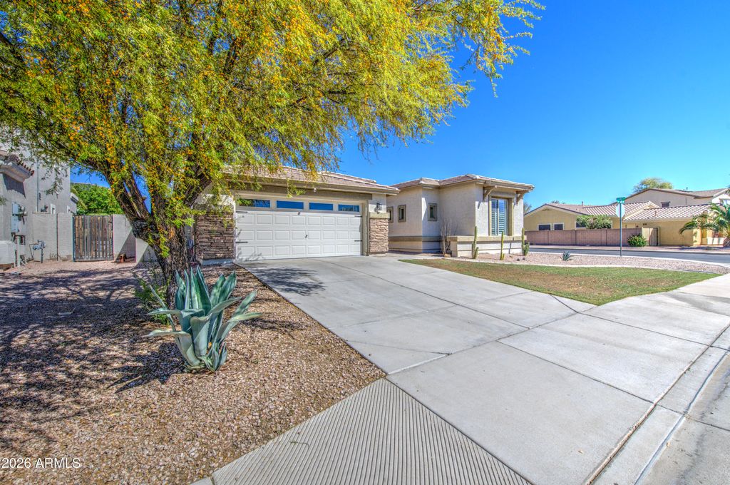 128 E CARIBBEAN Drive, Casa Grande, AZ 85122 — exterior