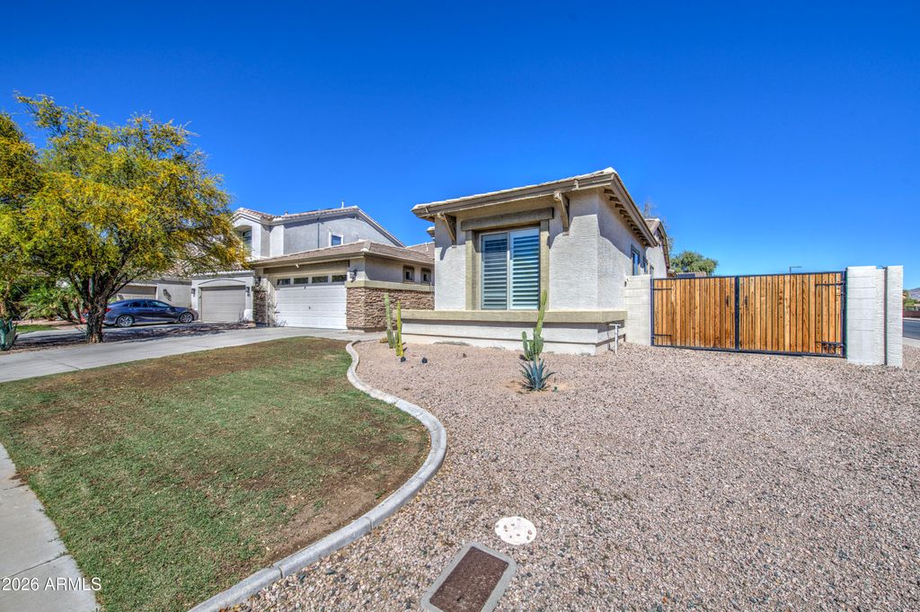 128 E CARIBBEAN Drive, Casa Grande, AZ 85122 — photo 2