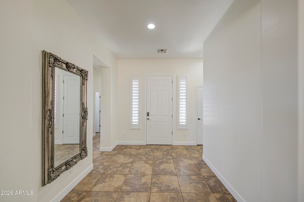 128 E CARIBBEAN Drive, Casa Grande, AZ 85122 — photo 5