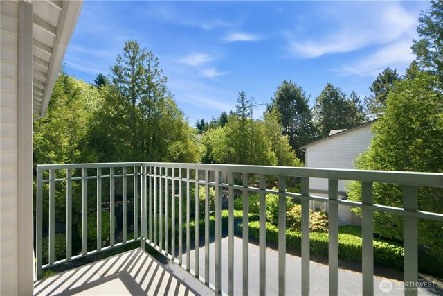 4446 248th Lane SE, Sammamish, WA 98029