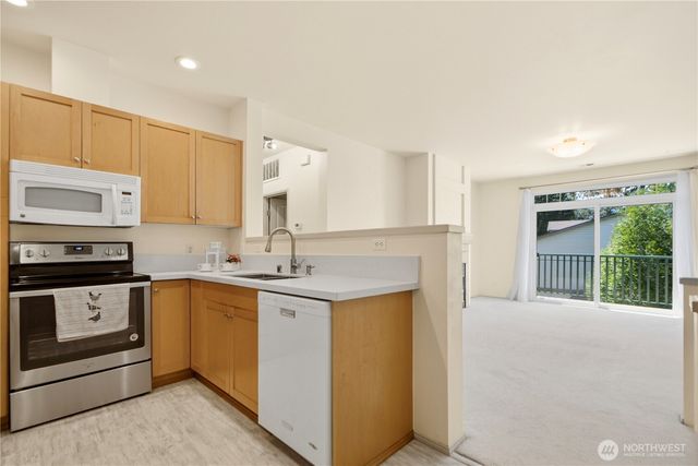 4446 248th Lane SE, Sammamish, WA 98029
