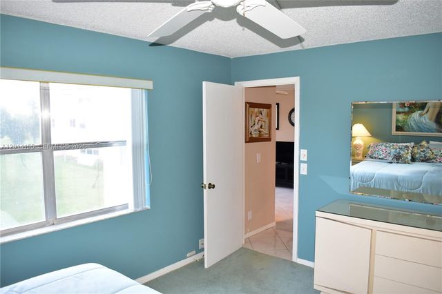 9541 Sunrise Lakes Blvd 204, Sunrise, FL 33322
