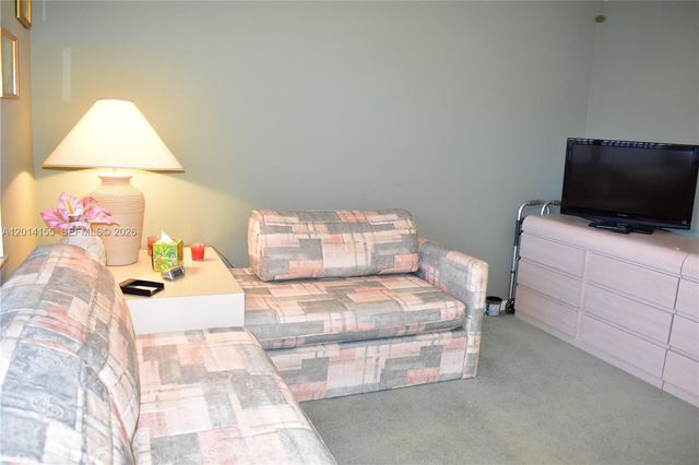 9541 Sunrise Lakes Blvd 204, Sunrise, FL 33322