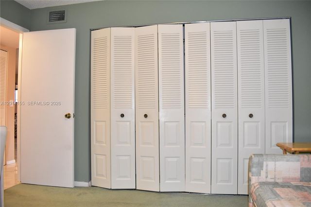 9541 Sunrise Lakes Blvd 204, Sunrise, FL 33322