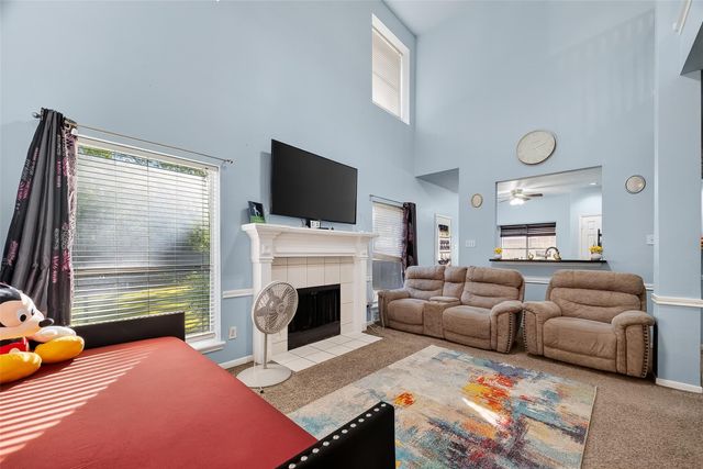 15527 Seminole Canyon Drive, Sugar Land, TX 77498