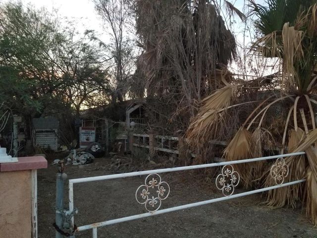 9563 &9561 Aisle Of Palms, Bombay Beach, CA 92257