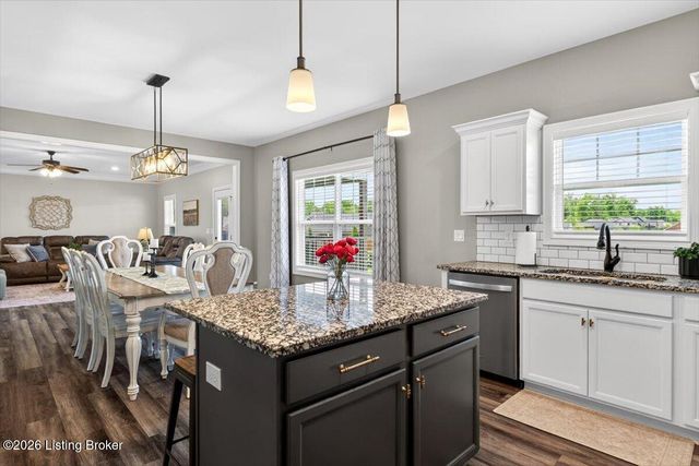 7007 Patriot Ct, Charlestown, IN 47111