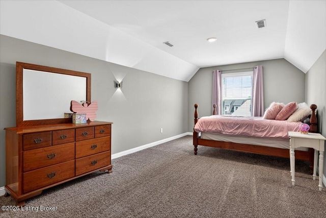 7007 Patriot Ct, Charlestown, IN 47111