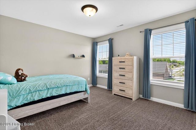 7007 Patriot Ct, Charlestown, IN 47111
