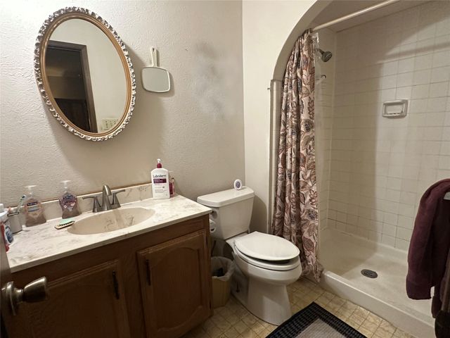 617 Faye Street, Desoto, TX 75115