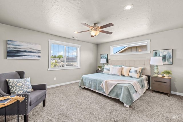 9644 W Goldenpond Ct, Boise, ID 83709