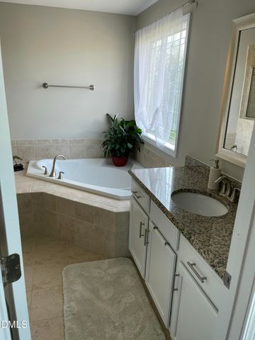 2800 Lumber River Trail, Apex, NC 27502