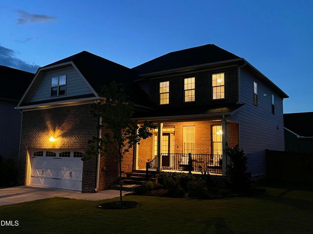 2800 Lumber River Trail, Apex, NC 27502