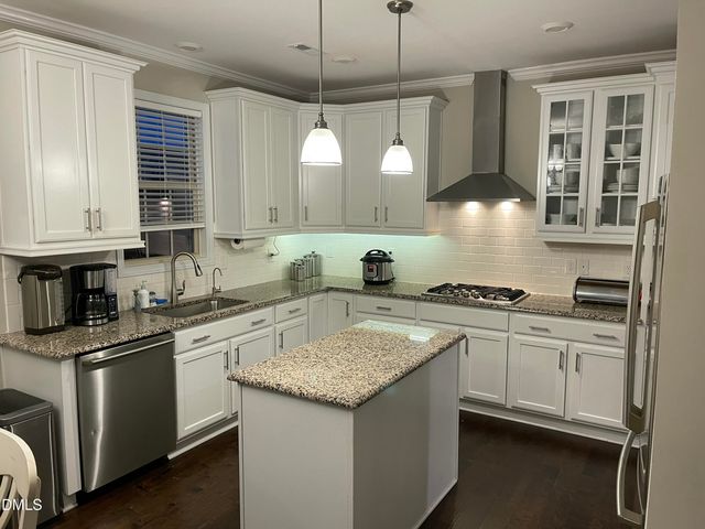 2800 Lumber River Trail, Apex, NC 27502