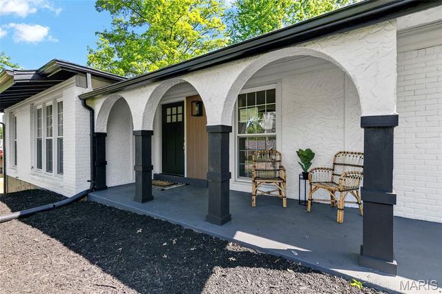 11840 Gold Leaf Drive, Maryland Heights, MO 63146