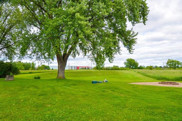 3672 FINGER ROAD, Green Bay, WI 54311