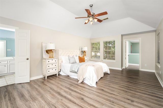 4312 Holt Street, Bellaire, TX 77401