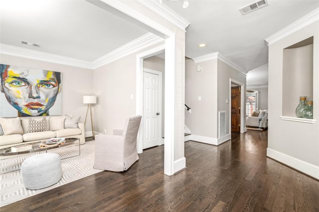 4312 Holt Street, Bellaire, TX 77401