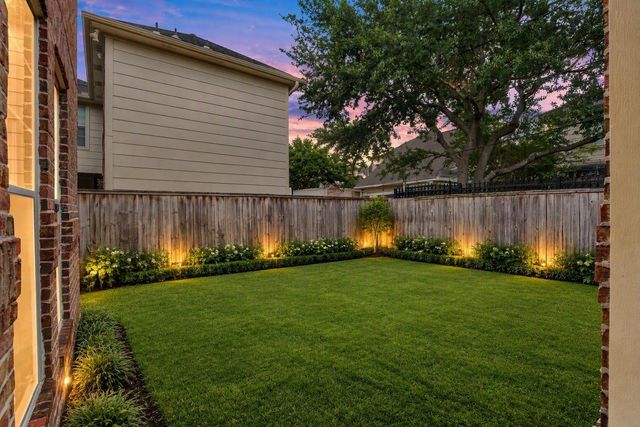 4312 Holt Street, Bellaire, TX 77401