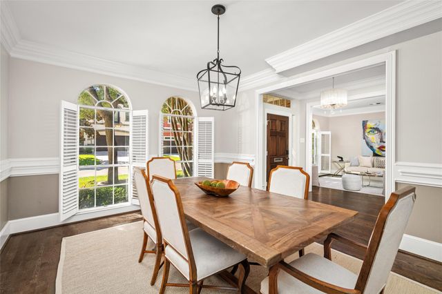 4312 Holt Street, Bellaire, TX 77401