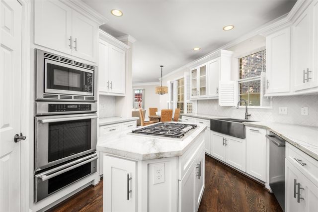 4312 Holt Street, Bellaire, TX 77401