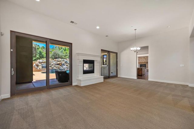 1950 Vista Cielo Dr, Newcastle, CA 95658