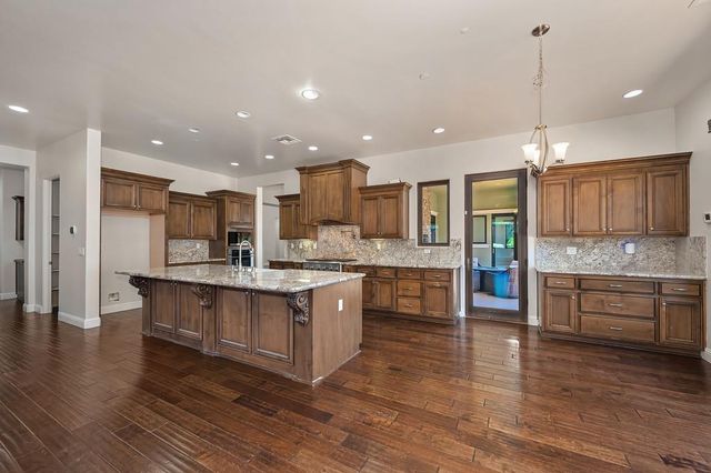 1950 Vista Cielo Dr, Newcastle, CA 95658