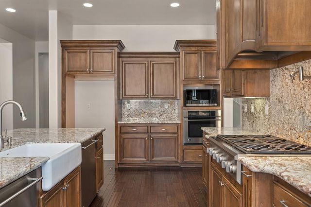 1950 Vista Cielo Dr, Newcastle, CA 95658