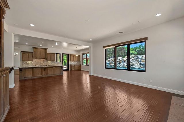 1950 Vista Cielo Dr, Newcastle, CA 95658