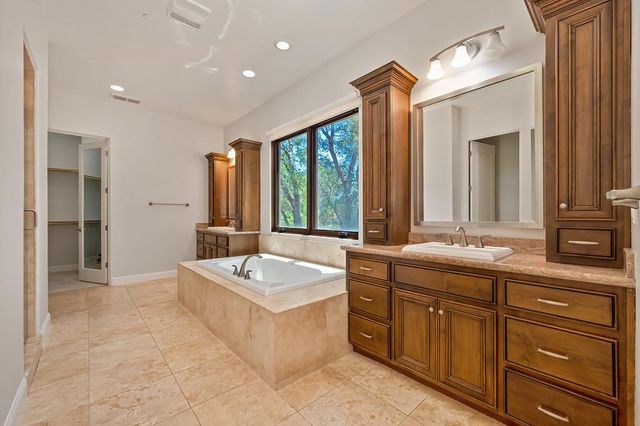 1950 Vista Cielo Dr, Newcastle, CA 95658