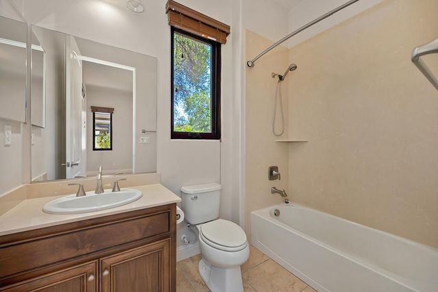 1950 Vista Cielo Dr, Newcastle, CA 95658