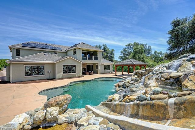 1950 Vista Cielo Dr, Newcastle, CA 95658
