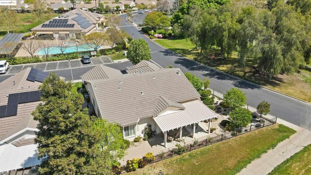 746 Richardson Dr, Brentwood, CA 94513