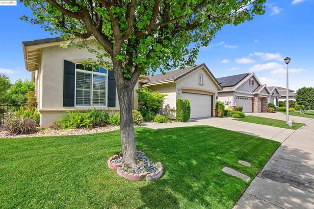 746 Richardson Dr, Brentwood, CA 94513