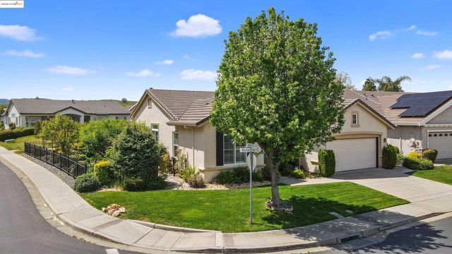 746 Richardson Dr, Brentwood, CA 94513