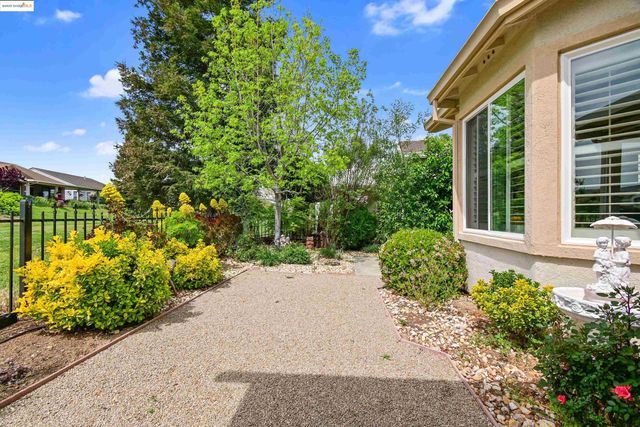 746 Richardson Dr, Brentwood, CA 94513