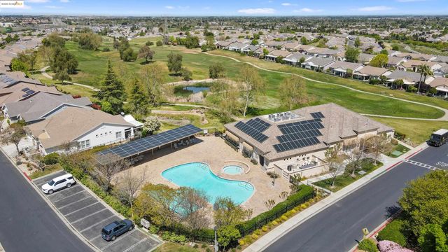 746 Richardson Dr, Brentwood, CA 94513