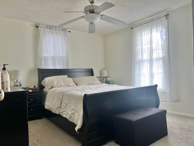 2307 FARNAM Street, Davenport, IA 52803