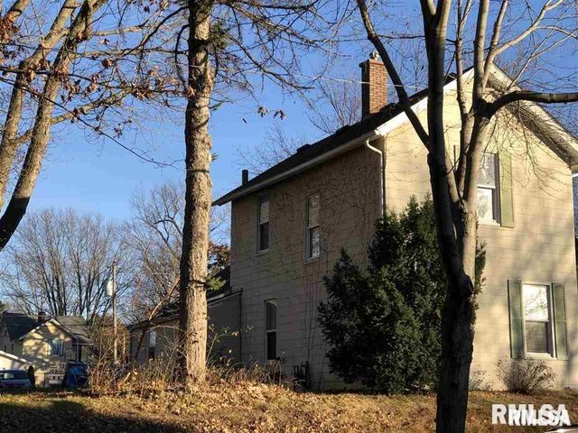 2307 FARNAM Street, Davenport, IA 52803