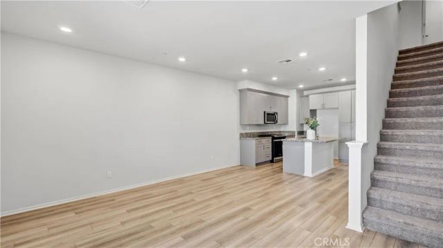 205 N Vincent 117, West Covina, CA 91790