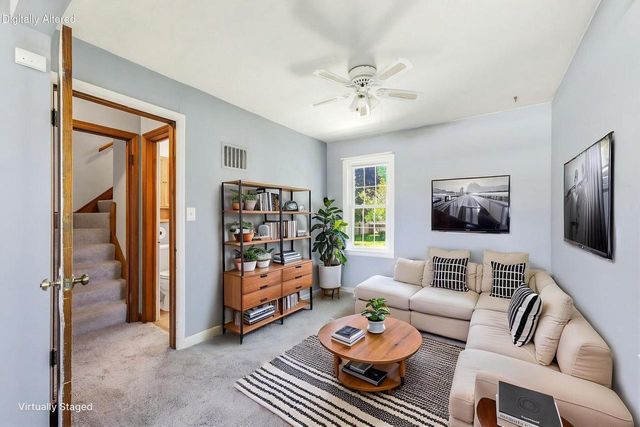 W226N3045 Duplainvlle ROAD, Waukesha, WI 53186
