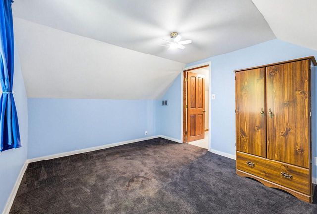 W226N3045 Duplainvlle ROAD, Waukesha, WI 53186